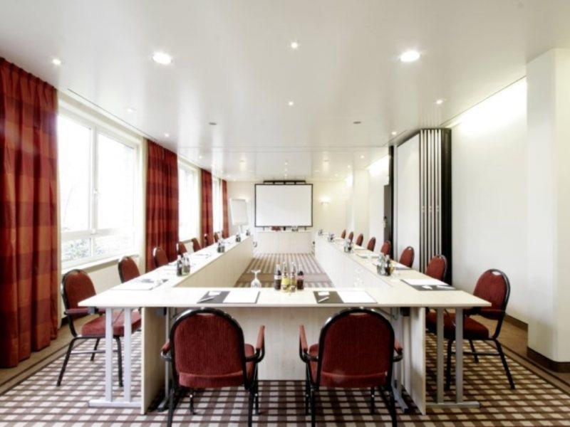 Hotel Crowne Plaza Hamburg-city Alster By Ihg Hamburgo
